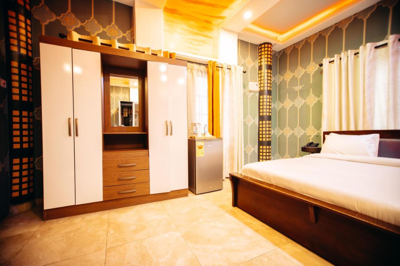 Plus 33 Hotel Nungua Ngoại thất bức ảnh
