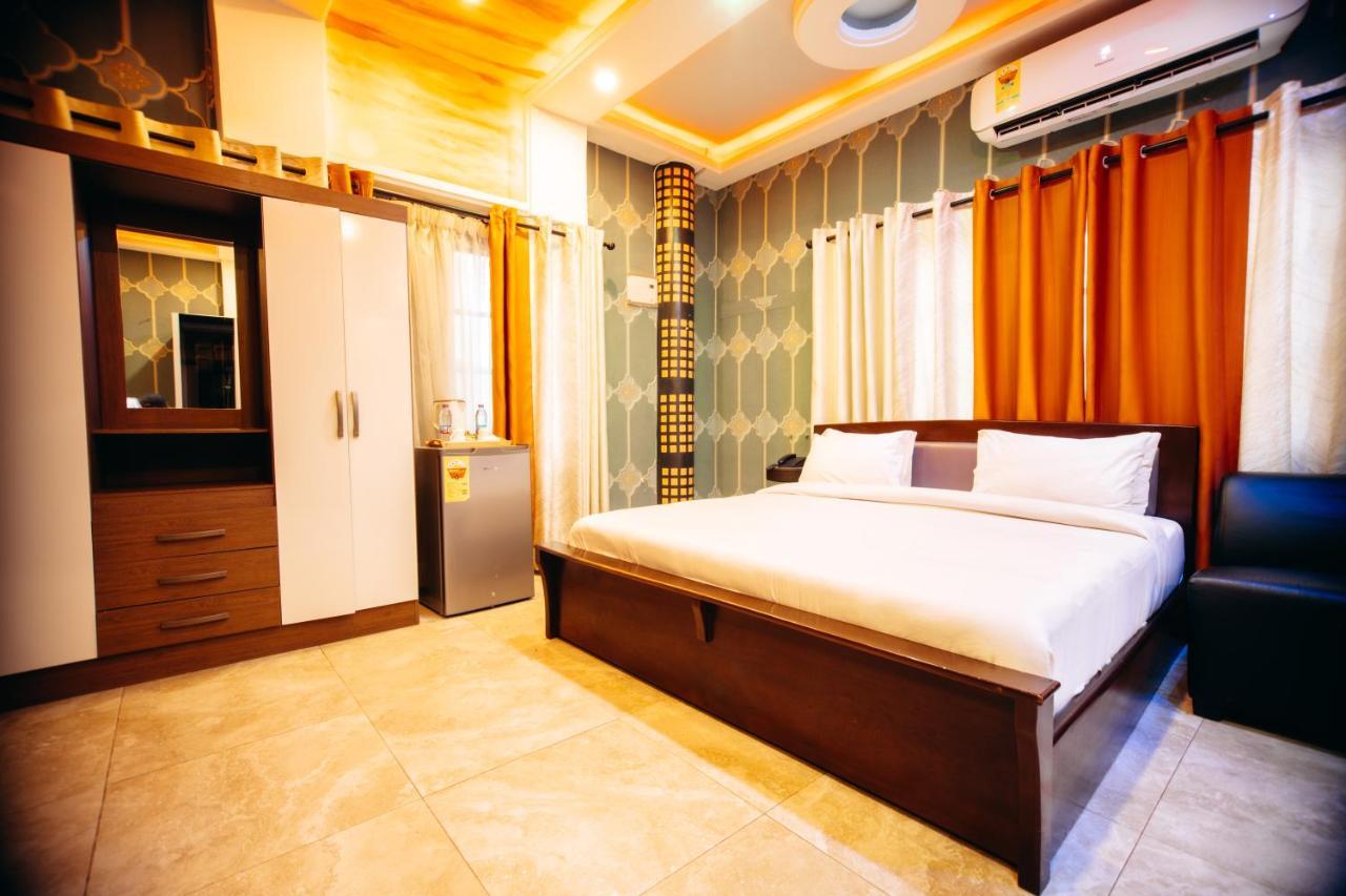 Plus 33 Hotel Nungua Ngoại thất bức ảnh