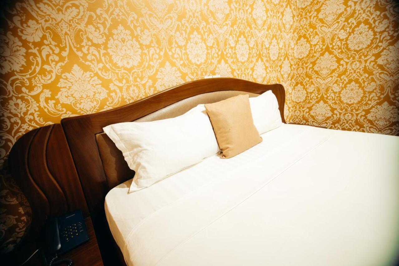 Plus 33 Hotel Nungua Ngoại thất bức ảnh