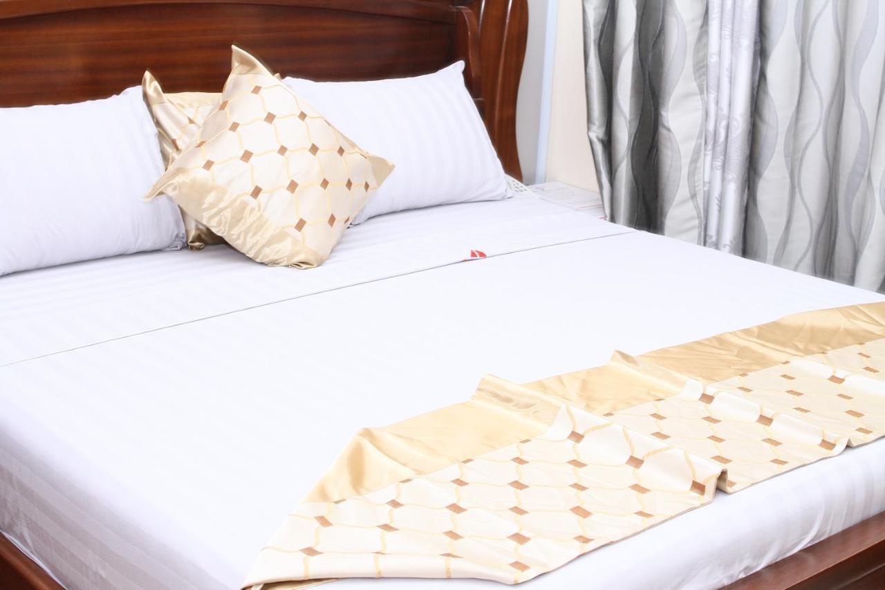 Plus 33 Hotel Nungua Ngoại thất bức ảnh