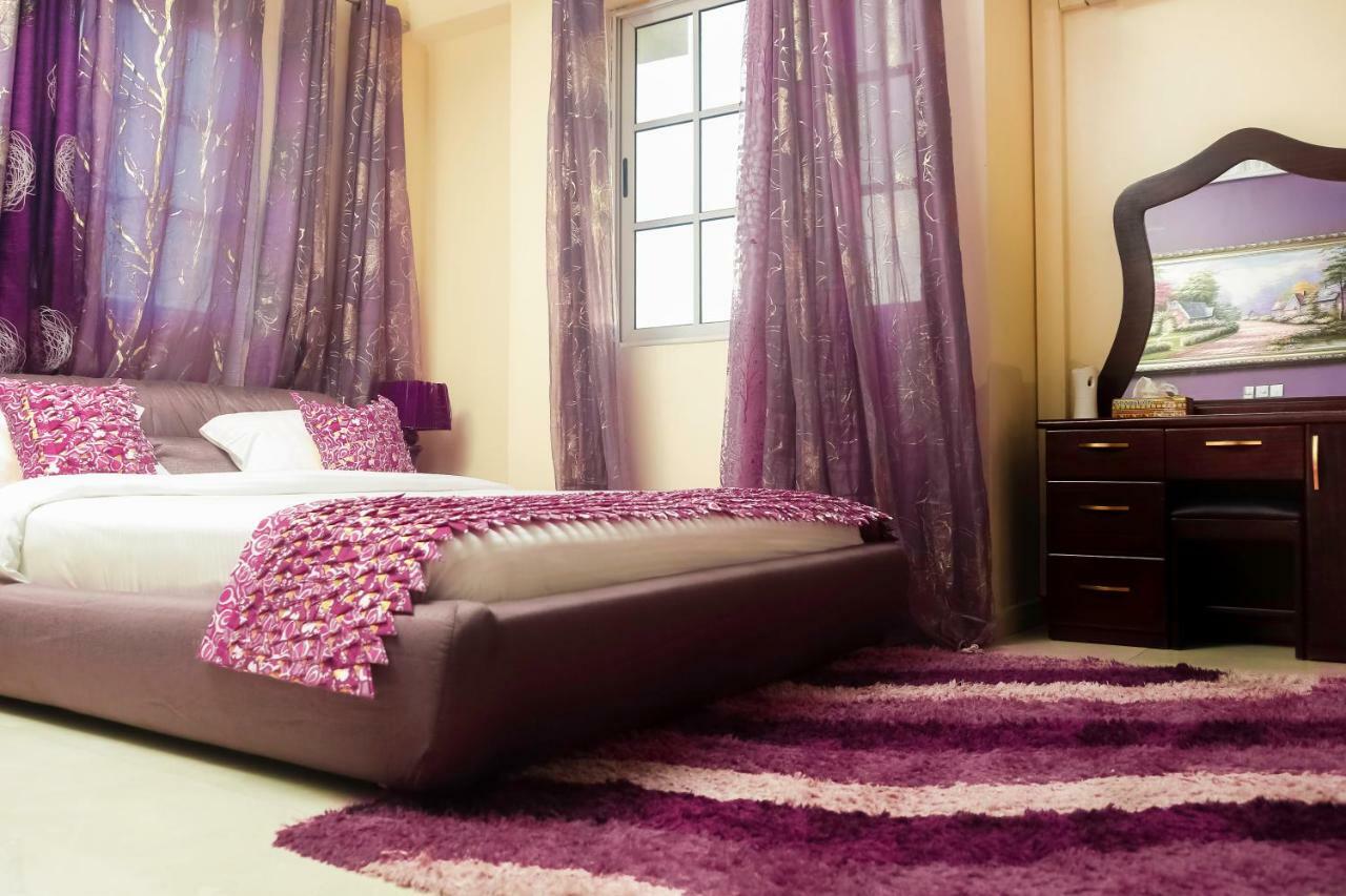 Plus 33 Hotel Nungua Ngoại thất bức ảnh
